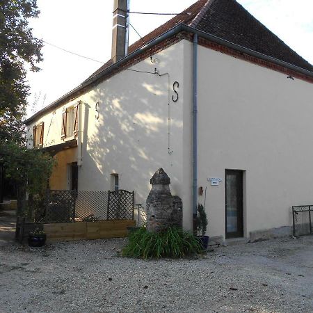 Chez Scallan B&B Sens sur Seille Dış mekan fotoğraf