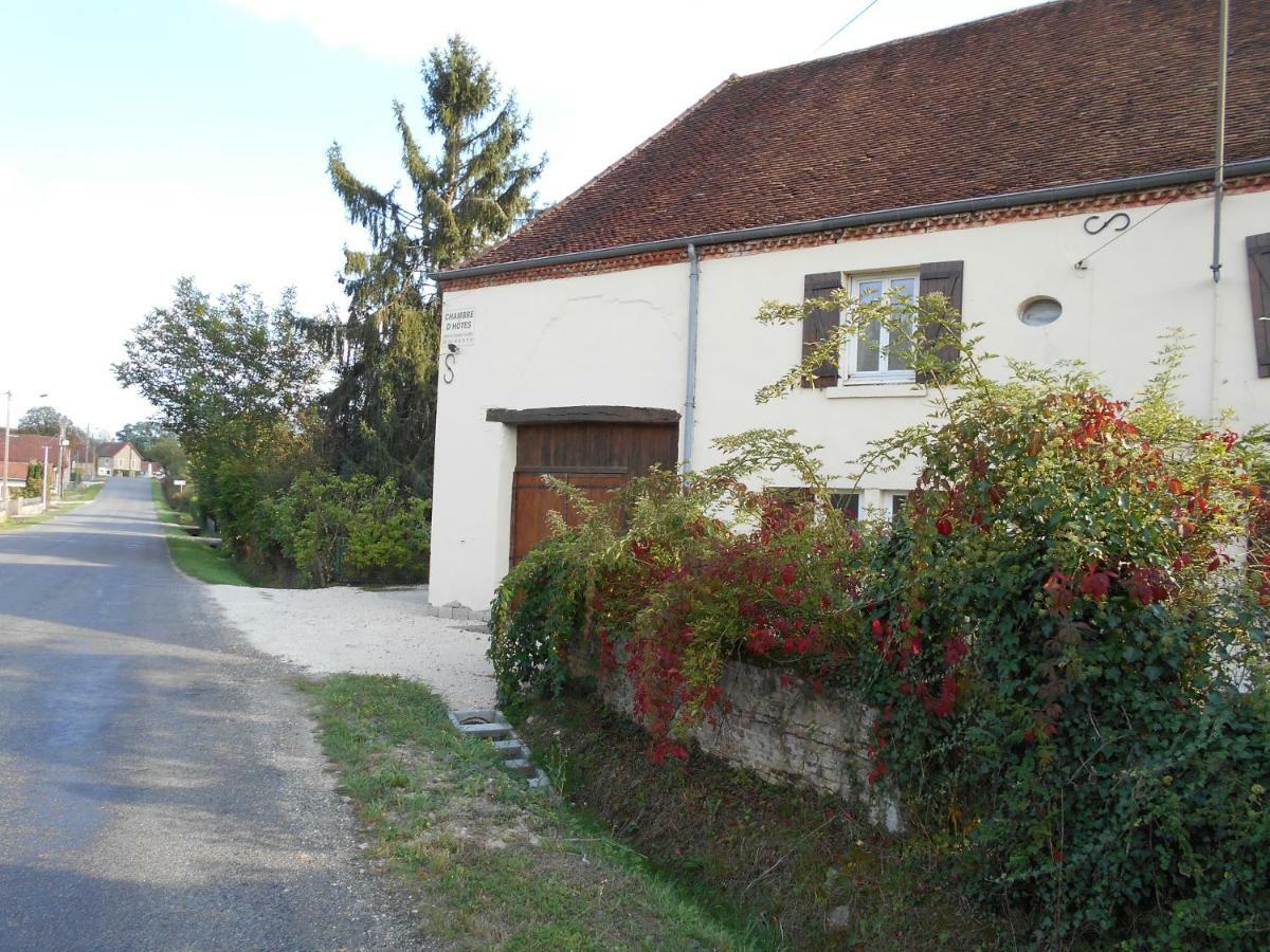 Chez Scallan B&B Sens sur Seille Dış mekan fotoğraf